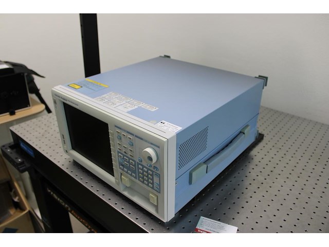Optical spectrum analyser yokogawa aq6370. gekalibreerd tot juli 2026. - afbeelding 6 van  7