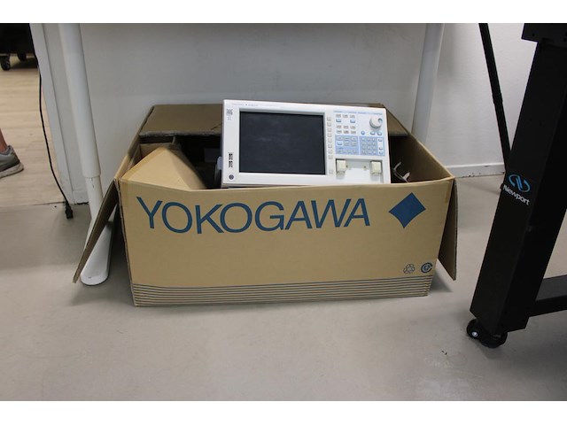 Optical spectrum analyser yokogawa aq6370. gekalibreerd tot juli 2026. - afbeelding 7 van  7