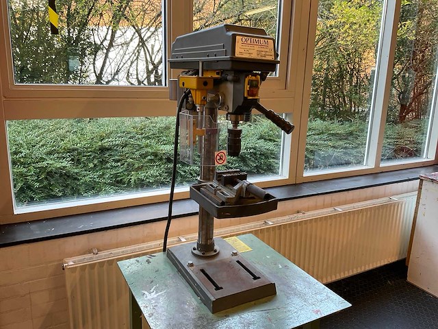 Optimum b17 pro kolomboormachine op onderstel - afbeelding 1 van  8