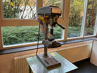 Optimum b17 pro kolomboormachine op onderstel