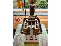 Optimum b17 pro kolomboormachine op onderstel - afbeelding 6 van  8
