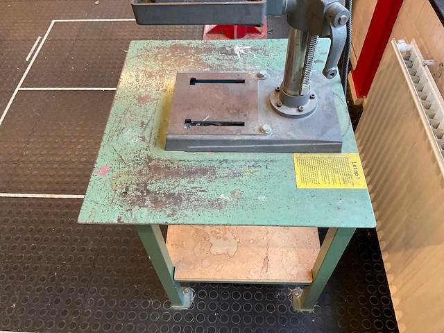 Optimum b17 pro kolomboormachine op onderstel - afbeelding 8 van  8