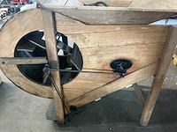 Optimus antieke houten kafmolen - afbeelding 7 van  9