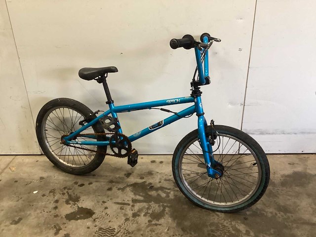 Option bmx bike - afbeelding 1 van  8
