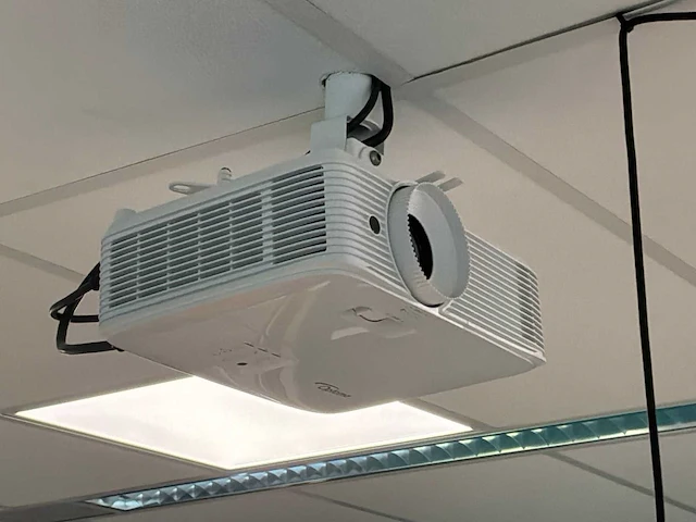 Optoma beamer - afbeelding 2 van  4