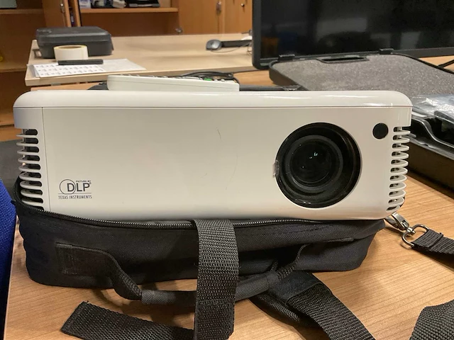 Optoma ep774 beamer - afbeelding 3 van  4