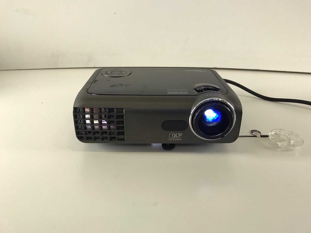 Optoma (ew330e) 2200 lumens dlp projector (1477 hrs - lamp hours) - afbeelding 1 van  6
