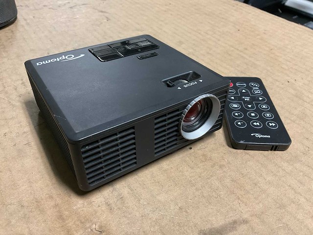 Optoma ldmluuz led projector - afbeelding 1 van  5