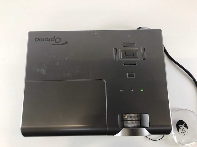 Optoma (th1060p) 4500 lumens dlp projector (1021 hrs - lamp hours) - afbeelding 2 van  6