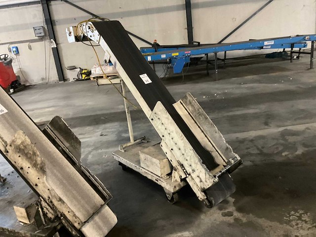 Opvoer- transportband (5x) - afbeelding 8 van  8