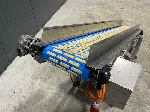 Opvoer transportband 2m - afbeelding 2 van  3