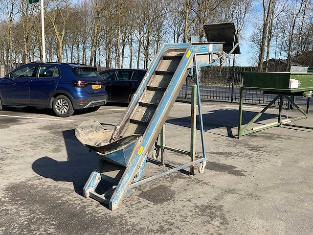 Opvoer transportband - afbeelding 1 van  6