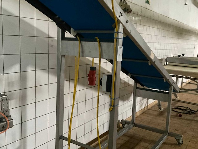 Opvoer transportband - afbeelding 6 van  6