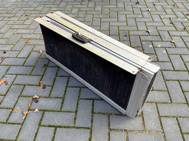 Opvouwbare aluminium rijplaat - afbeelding 7 van  7
