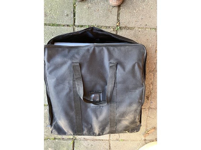 Opvouwbare display of showmeubel in reistas - afbeelding 7 van  7