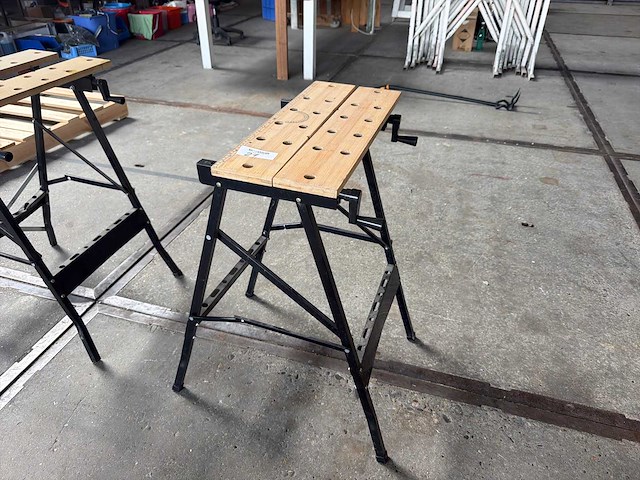 Opvouwbare werkbank / workmate - afbeelding 1 van  3