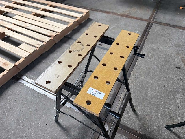 Opvouwbare werkbank / workmate - afbeelding 2 van  3