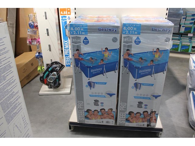 Opzet zwembad met stalen frame bestway steel pro, afm. 400cm x 211cm x 81 cm, incl. filterpomp. - afbeelding 1 van  3
