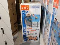 Opzet zwembad met stalen frame bestway steel pro max, doorsnede 488cm, hoogte 122cm, incl. pomp en trap en ... - afbeelding 1 van  3