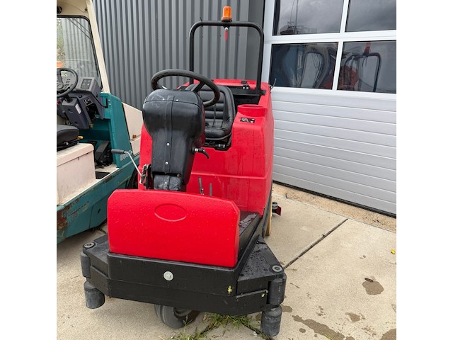 Opzit schrob- zuigmachine, rcm, metro 1102 n, rood/zwart - afbeelding 1 van  9