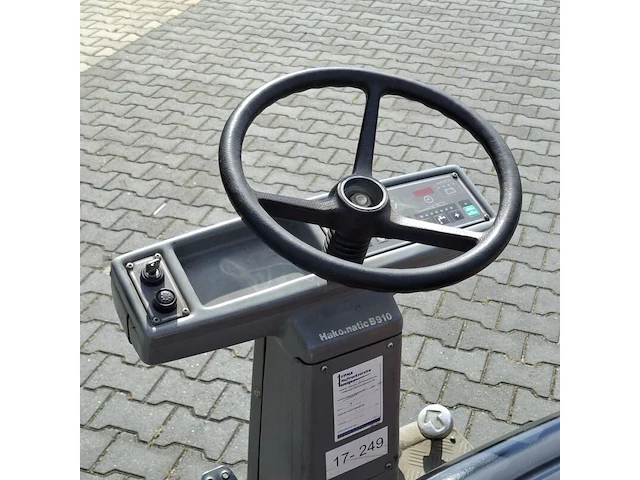 Opzit-schrobzuigmachine, hako, hakomatic b910 - afbeelding 2 van  31