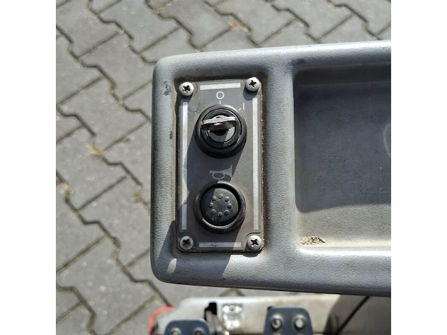Opzit-schrobzuigmachine, hako, hakomatic b910 - afbeelding 3 van  31
