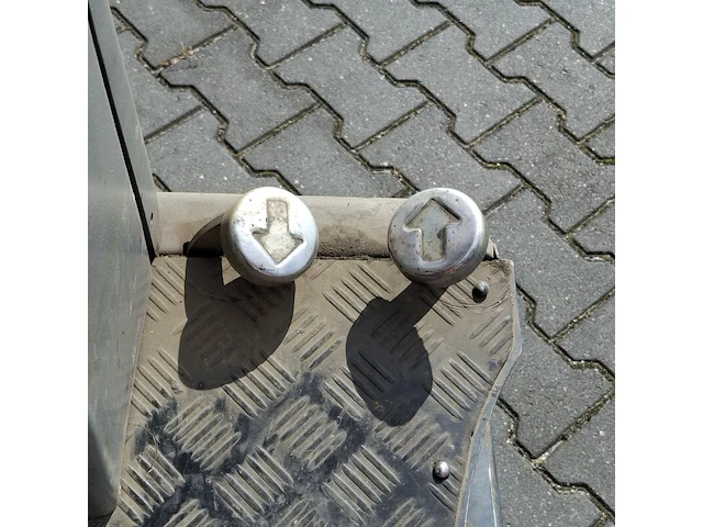 Opzit-schrobzuigmachine, hako, hakomatic b910 - afbeelding 8 van  31