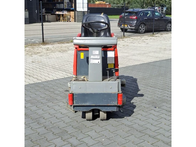 Opzit-schrobzuigmachine, hako, hakomatic b910 - afbeelding 30 van  31