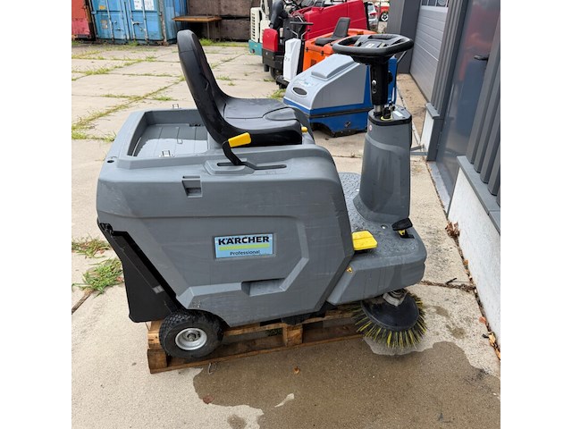Opzit veeg- zuigmachine, kärcher, km 85/50 r bp pack, grijs/geel - afbeelding 1 van  4