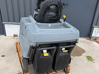 Opzit veeg- zuigmachine, kärcher, km 85/50 r bp pack, grijs/geel - afbeelding 2 van  4