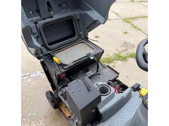 Opzit veeg- zuigmachine, kärcher, km 85/50 r bp pack, grijs/geel - afbeelding 4 van  4