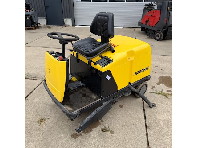 Opzit veeg- zuigmachine, kärcher, kmr 1200 bat, geel/zwart - afbeelding 1 van  7