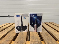 Oral-b - braun - tandenborstel - mondverzorging (2x) - afbeelding 1 van  1