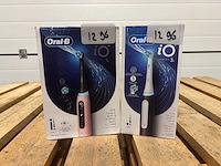 Oral-b - braun - tandenborstel - mondverzorging (2x) - afbeelding 1 van  1