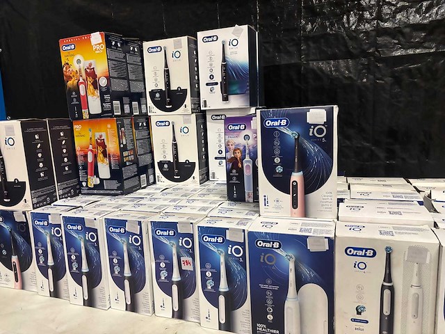 Oral b - elektrische tandenborstel - retourgoederen (150x) - afbeelding 3 van  5