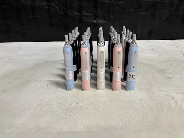Oral b - retourgoederen (25x) - afbeelding 1 van  3