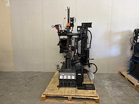 Orange equipment - 2023 - q350 - banden de- en montage apparaat middenopspanning - afbeelding 1 van  16