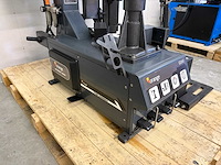 Orange equipment - 2023 - q350 - banden de- en montage apparaat middenopspanning - afbeelding 14 van  16