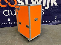 Orange flightcase - afbeelding 13 van  14