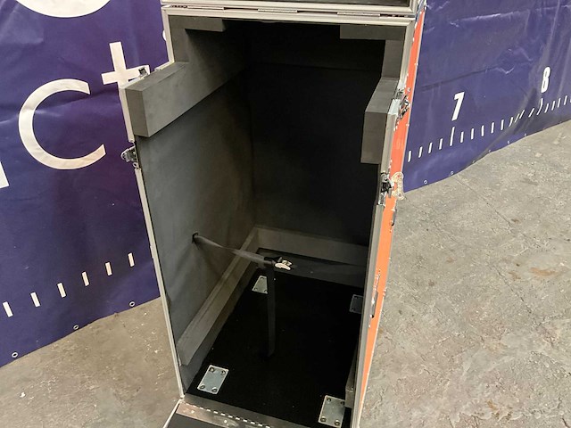 Orange flightcase - afbeelding 3 van  11