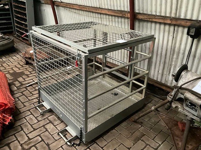 Orangeparts wb100e mobiele werk-hoogteplatformkooi - afbeelding 7 van  9