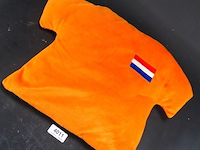 Oranje zitkussen - afbeelding 2 van  3
