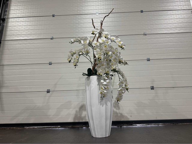 Orchideeën kunstboom met pot - afbeelding 7 van  12