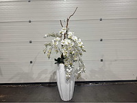 Orchideeën kunstboom met pot - afbeelding 1 van  12