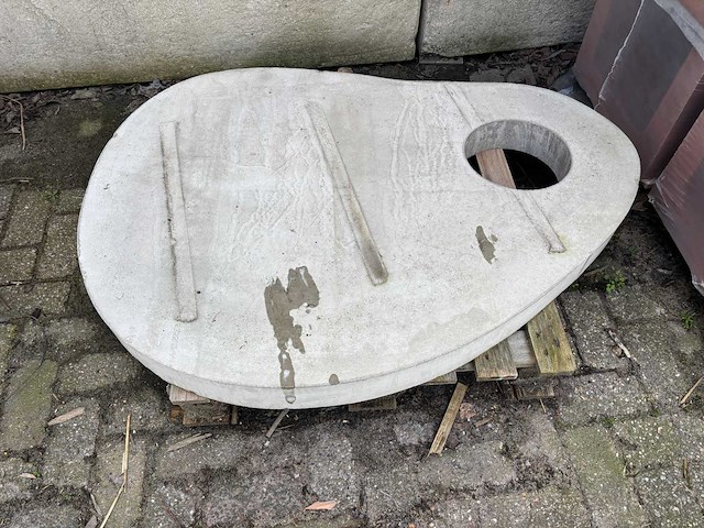 Organische tegels beton - 80 x 120 cm (5x) - afbeelding 4 van  7