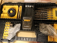 Organiser dewalt met boren, bitjes, gatenboren en doppen - afbeelding 2 van  2