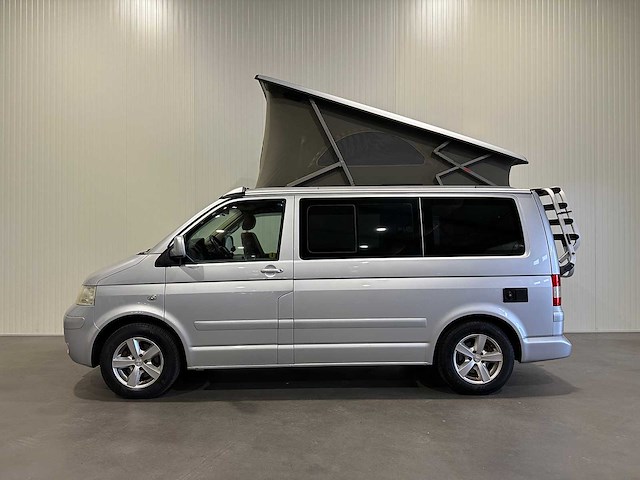 Orginele volkswagen transporter california 2.5 tdi camper 56-pg-fl - afbeelding 12 van  27