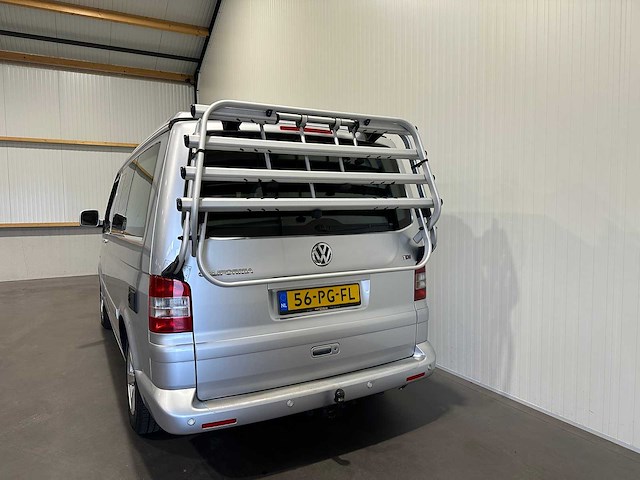 Orginele volkswagen transporter california 2.5 tdi camper 56-pg-fl - afbeelding 22 van  27