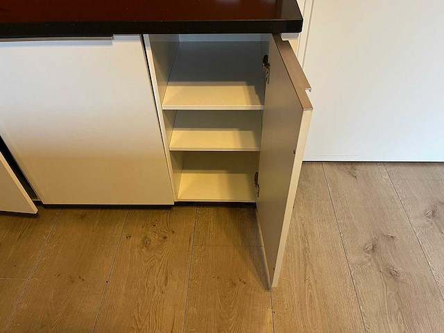 Original resopal - keuken - afbeelding 13 van  27