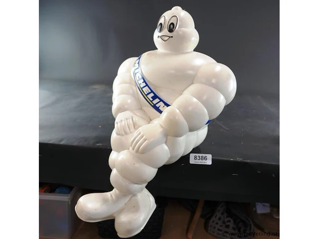 Origineel michelin bibendum-reclamefiguur. kunststof - afbeelding 1 van  5